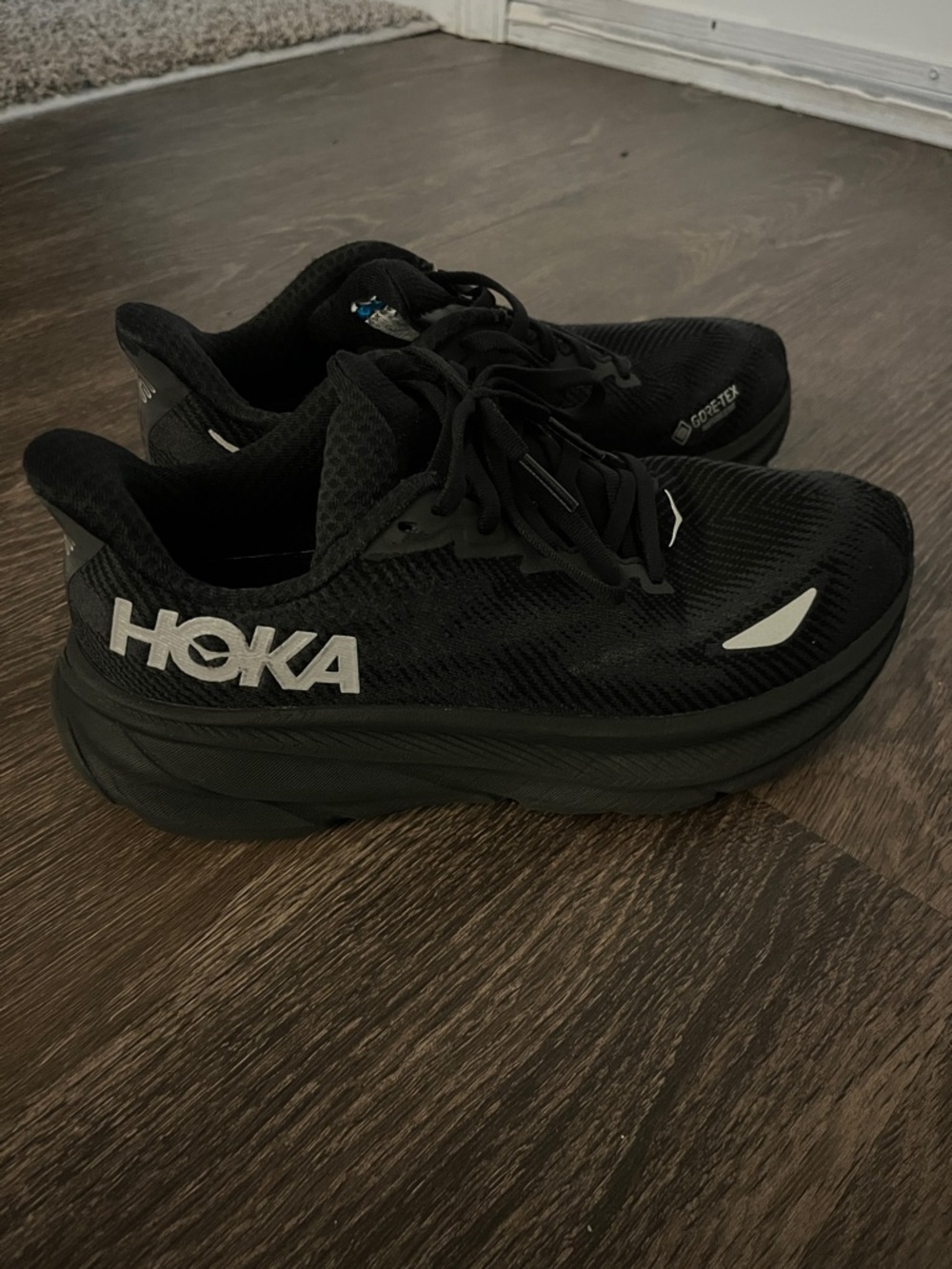 Hoka Clifton 9